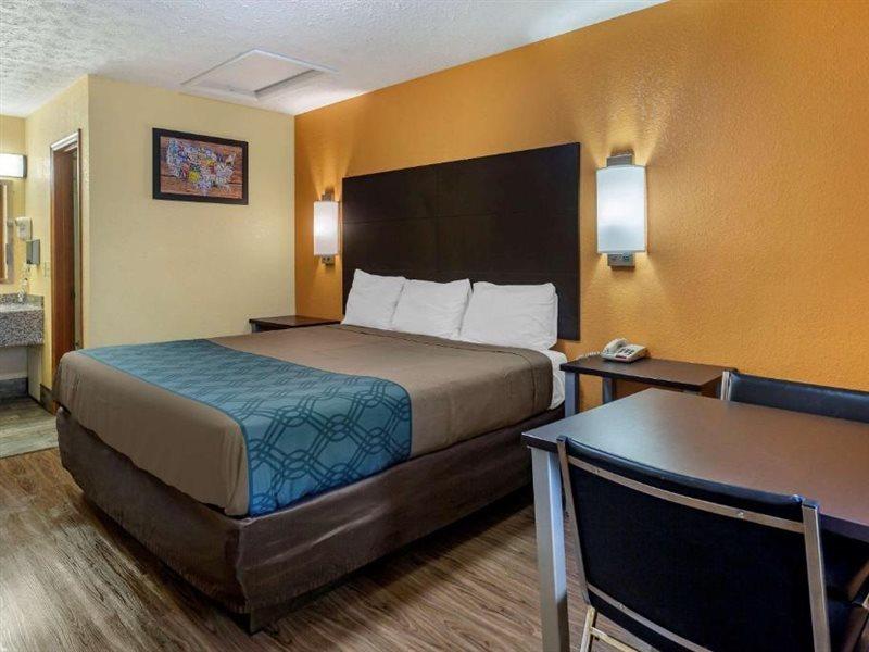 Econo Lodge Nashville North - Opryland Exterior foto