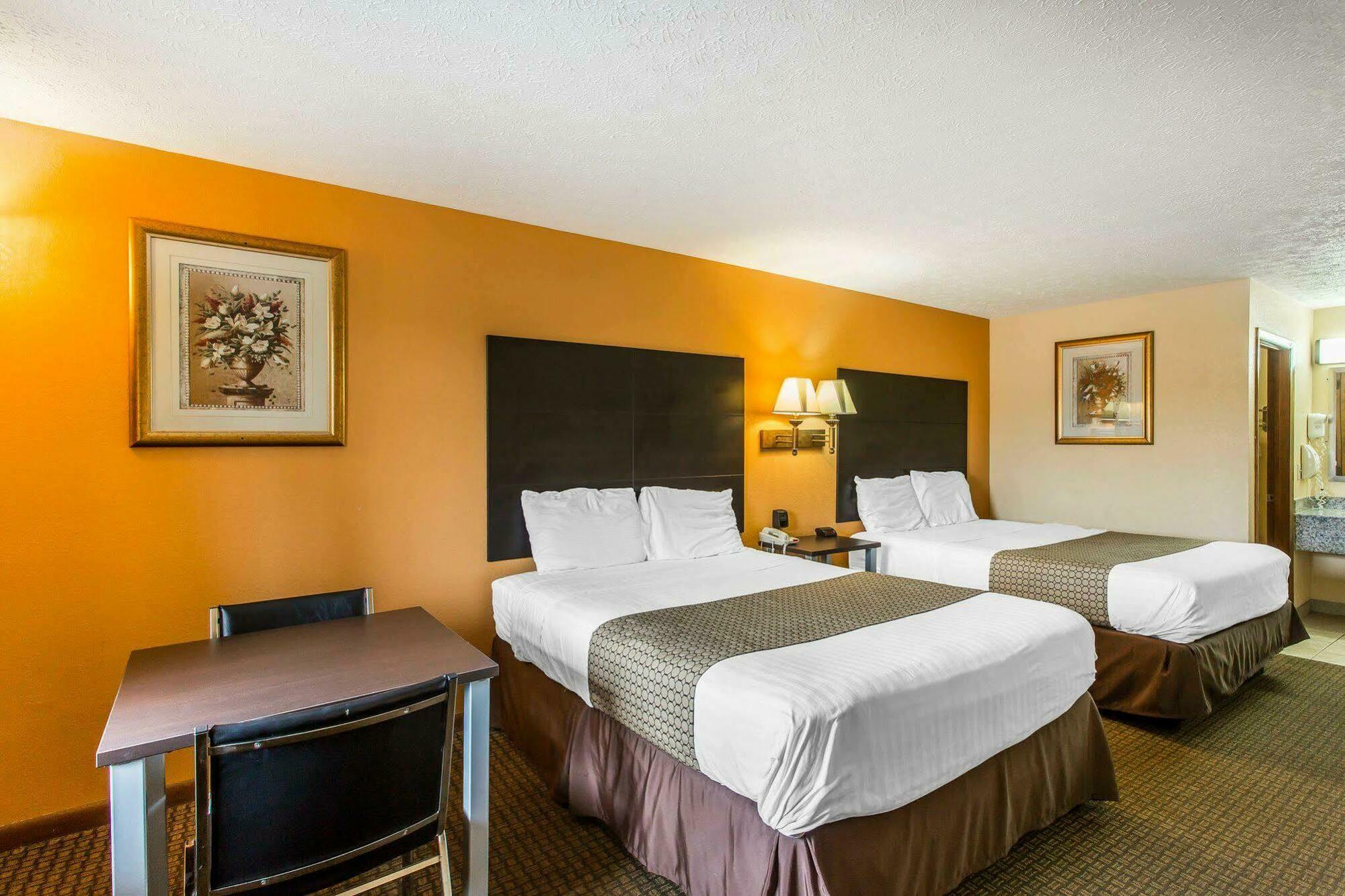 Econo Lodge Nashville North - Opryland Exterior foto