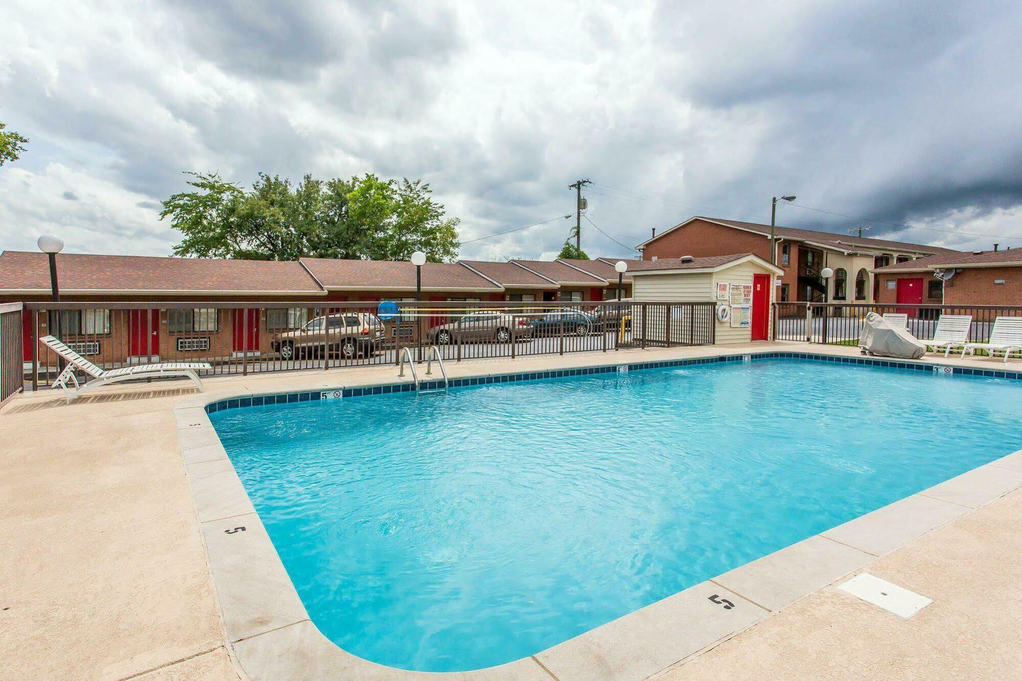 Econo Lodge Nashville North - Opryland Exterior foto
